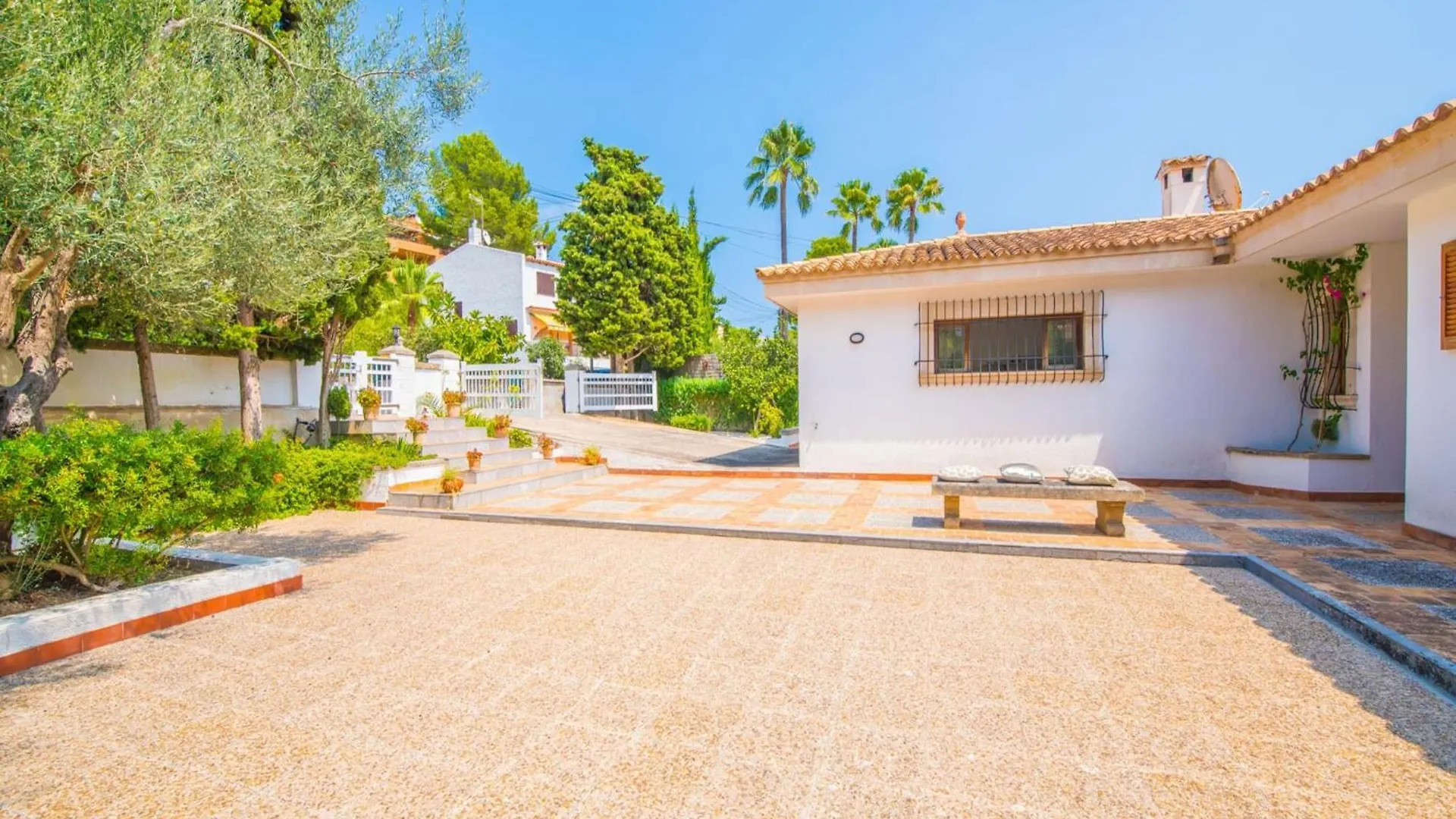 Seafront Villa In Alcudia Semesterbostad Alcudia (Mallorca)