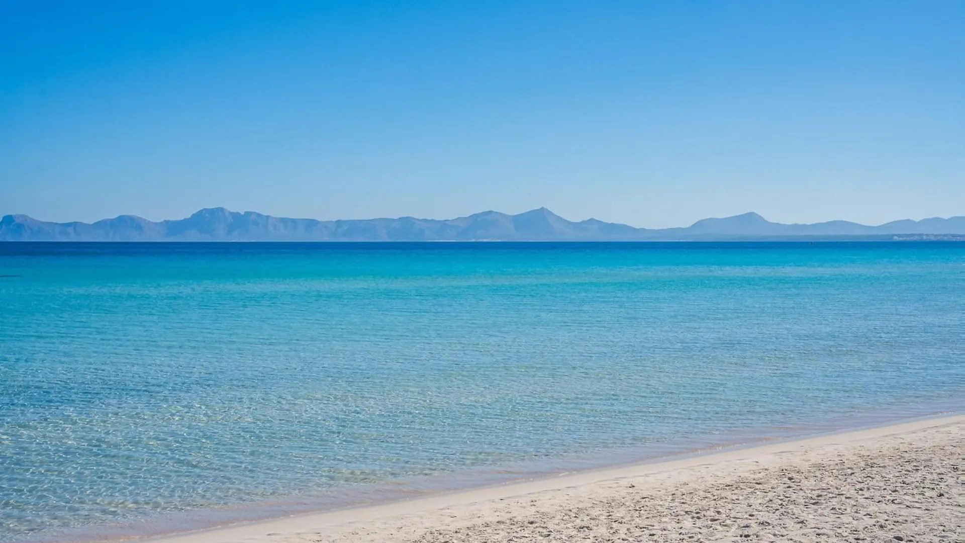 Seafront Villa In Alcudia